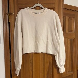H&M Off-White Cropped Sweatshirt